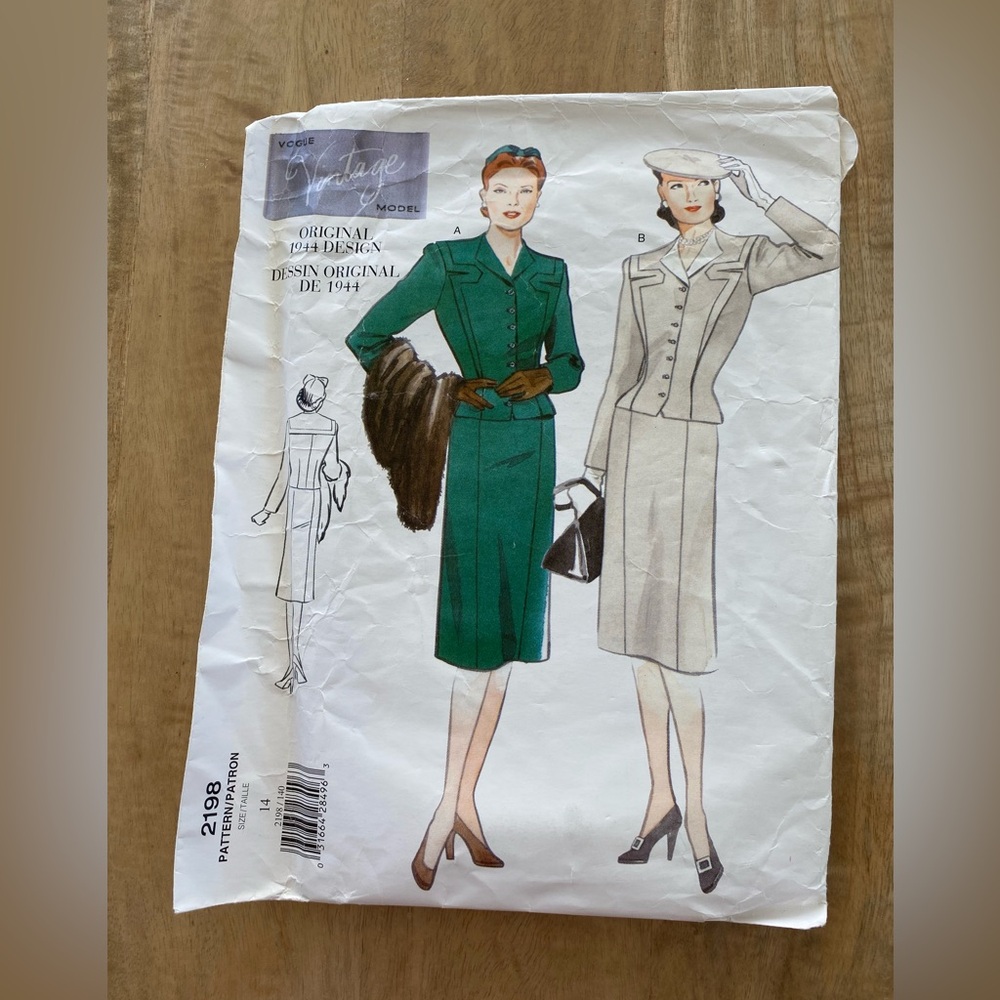 VOGUE Vintage Pattern 2198 Dress Size14 UNCUT